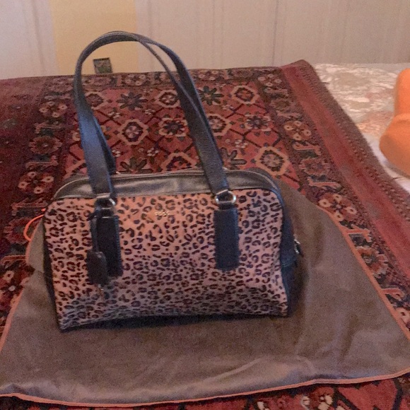 Fossil Black leather and leopard suede design. Very good condition. - Picture 2 of 3